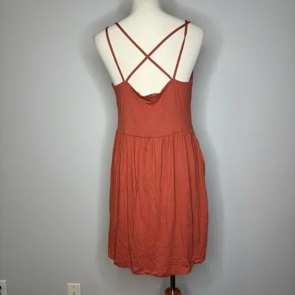 Old Navy- Red Fit & Flare Cross-Back Mini Cami Dress w/Pockets - Picture 3 of 4